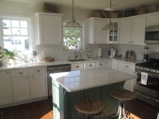 MHBA July 2015 Home of the Month - Kitchen