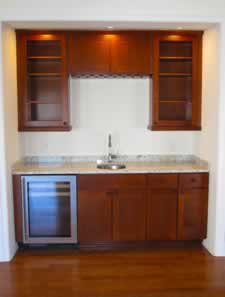 MHBA Sep 2016 Home of the Month - Wet Bar